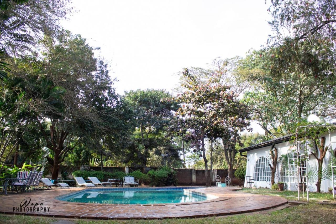 The Ad Lib Executive Lodge Lilongwe Exterior foto